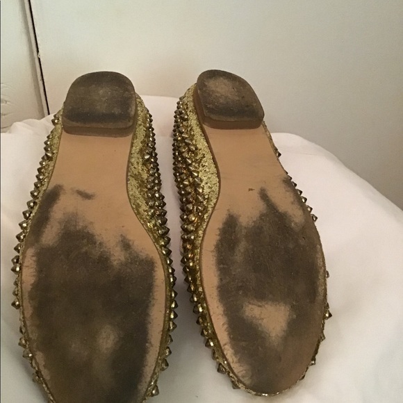 Steve Madden “Studly” Gold Flats - Picture 2 of 5